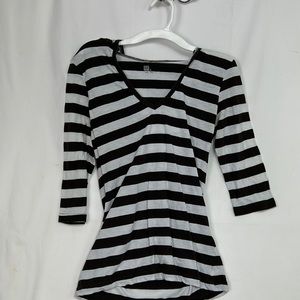 #0810 GAP Dark Brown and White Striped Shirt with Hood | Size: S